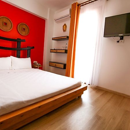Menendi Otel فوكا المظهر الخارجي الصورة
